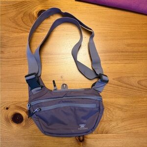 Mountainsmith Knockaround crossbody bag